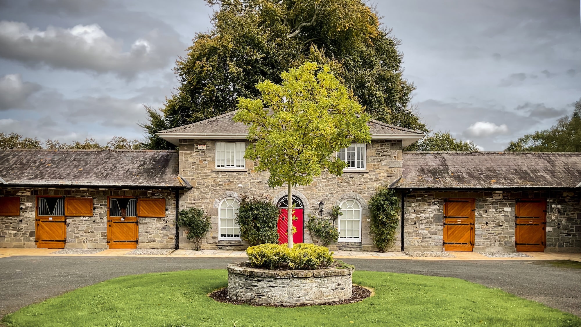 Moyglare Stud Start Home Min
